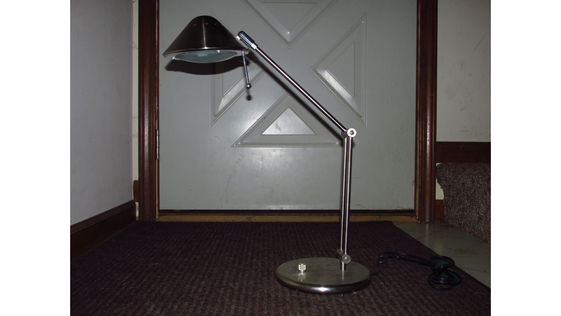 Metal Desk Lamp Reference Image